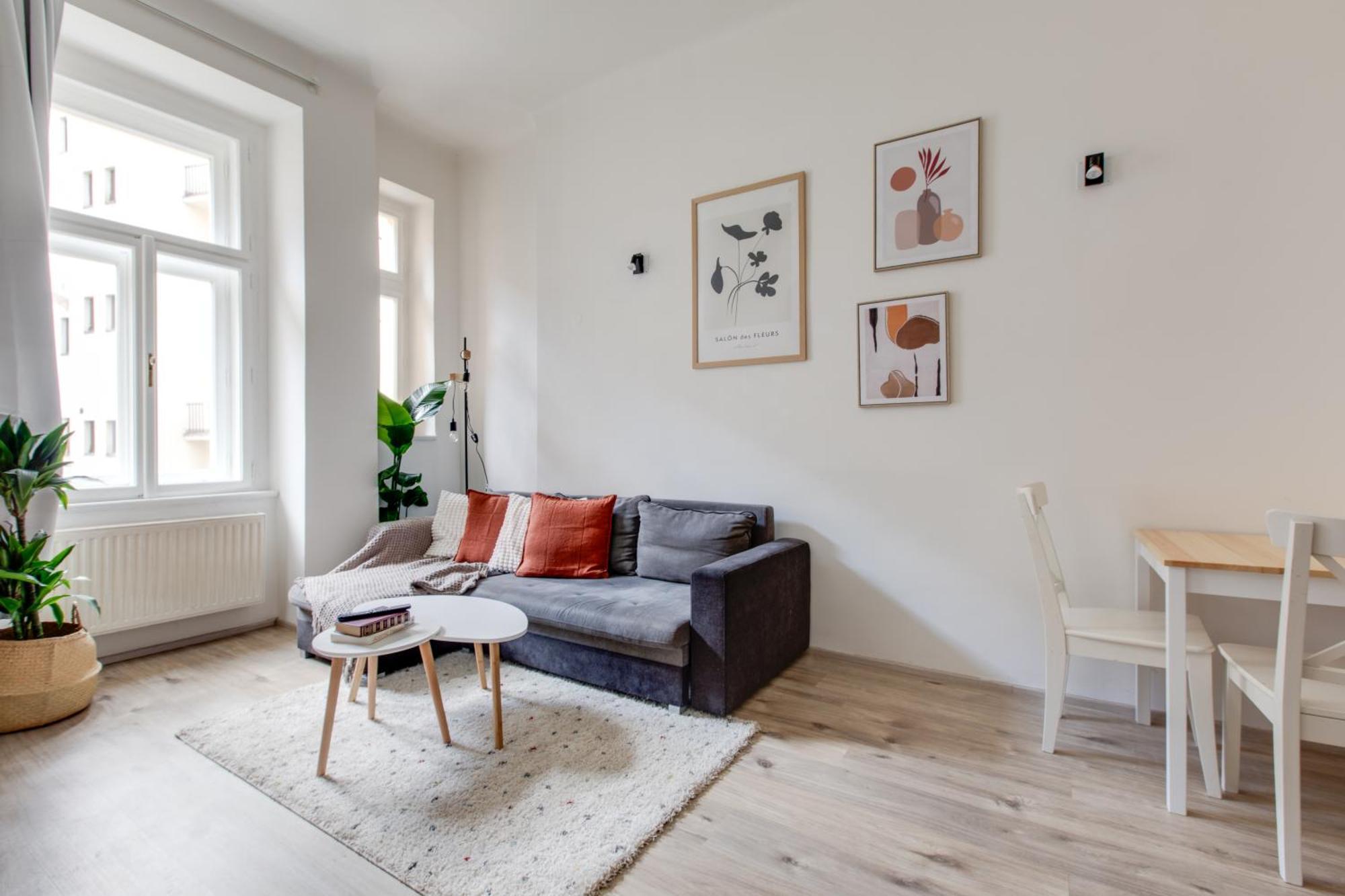 Romantic By The Park - Uaka7 * Praga