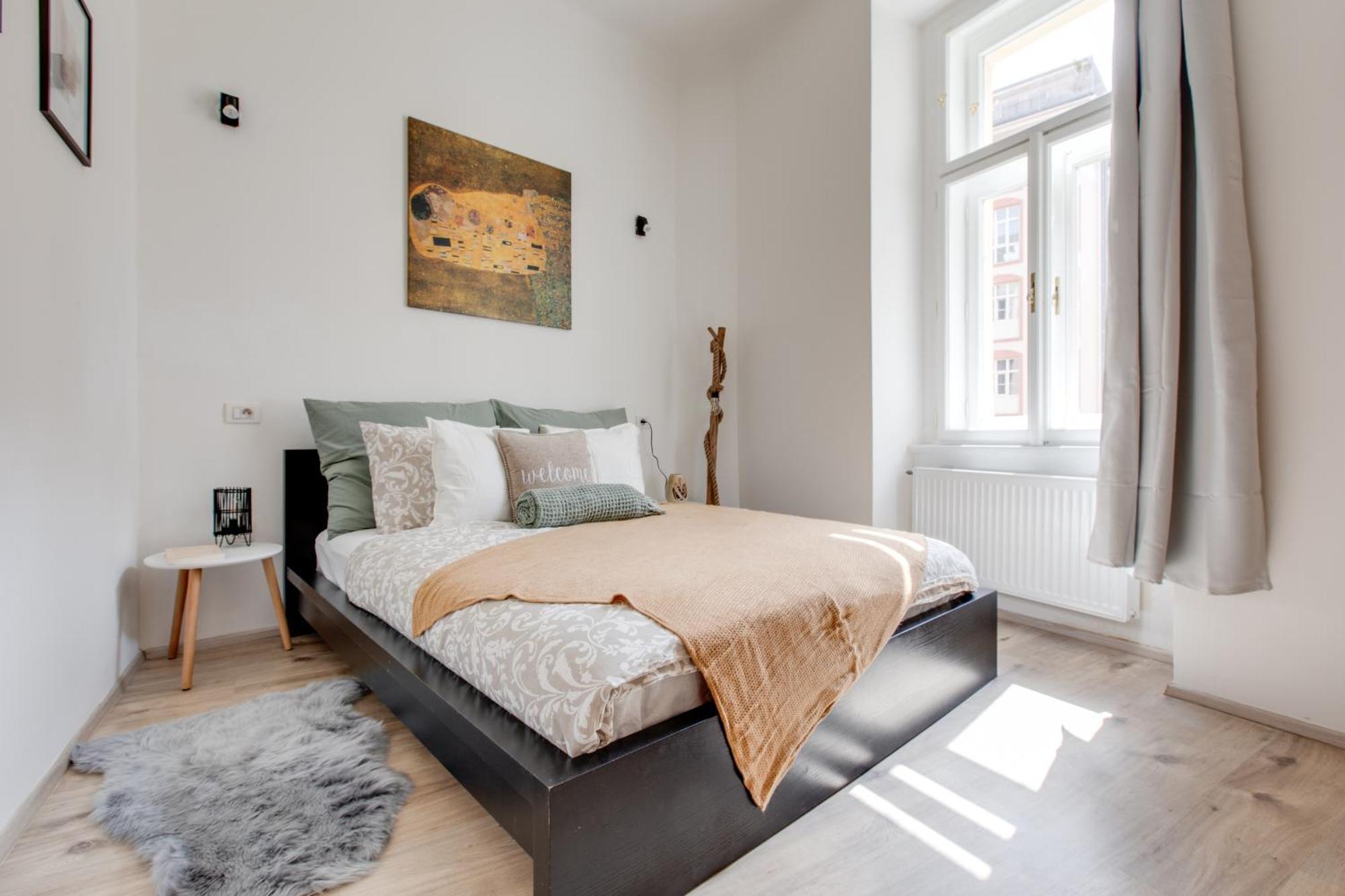 Apartmán Romantic By The Park - Uaka7